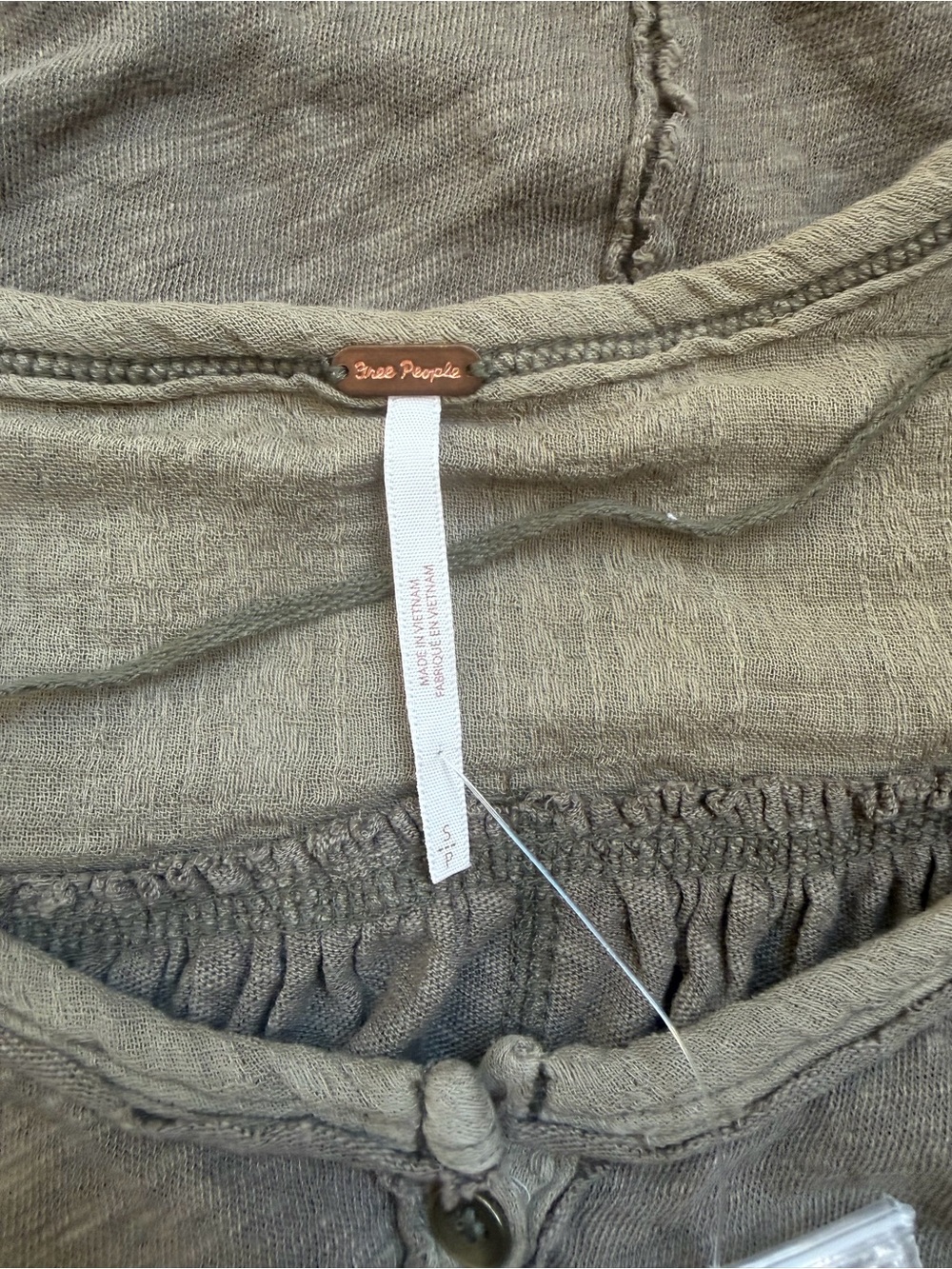 FREE PEOPLE - ASTER HIGH-LOW HENLEY TOP - Picture 9 of 9